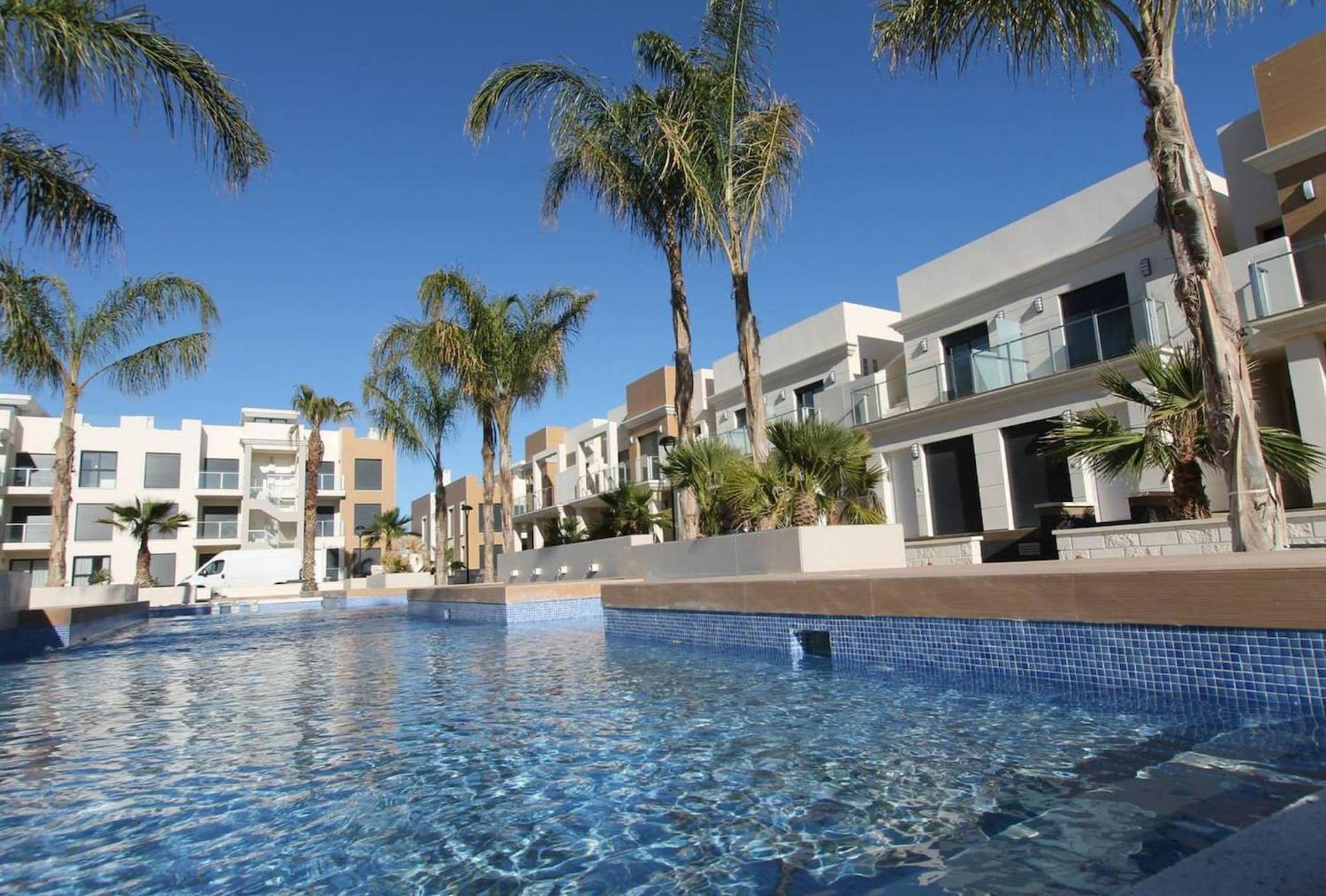 La Zenia Bulevard Apartments 弗拉门卡海滩 外观 照片